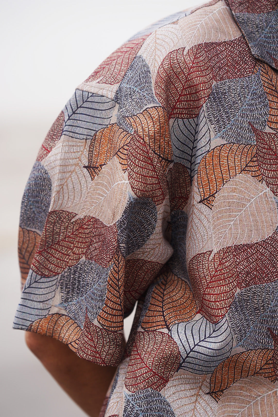 LEAF PRINT LINEN BLEND SHIRT