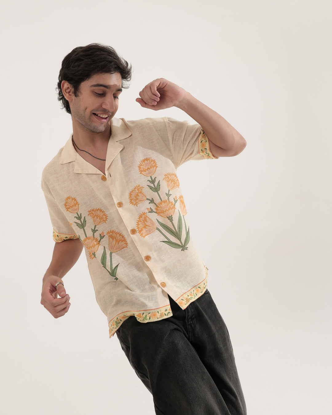 CARNATION LINEN OVERSIZED SHIRT