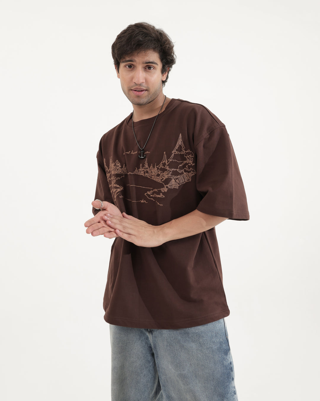 HOMELOVE EMBROIDERED TSHIRT