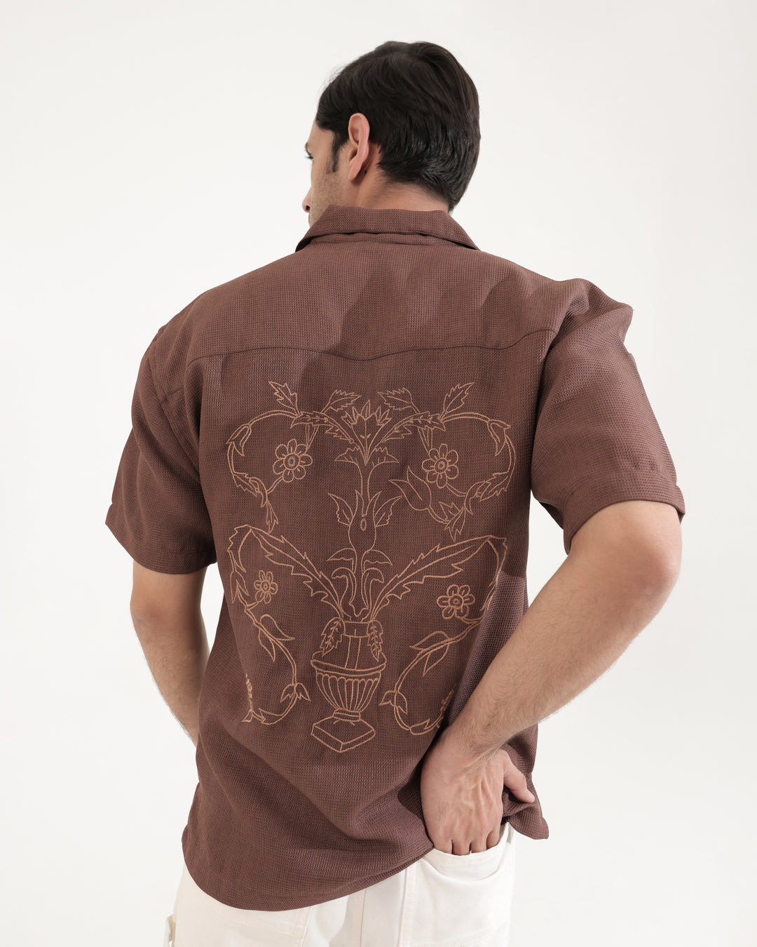 BROWN POT EMBROIDERY SHIRT