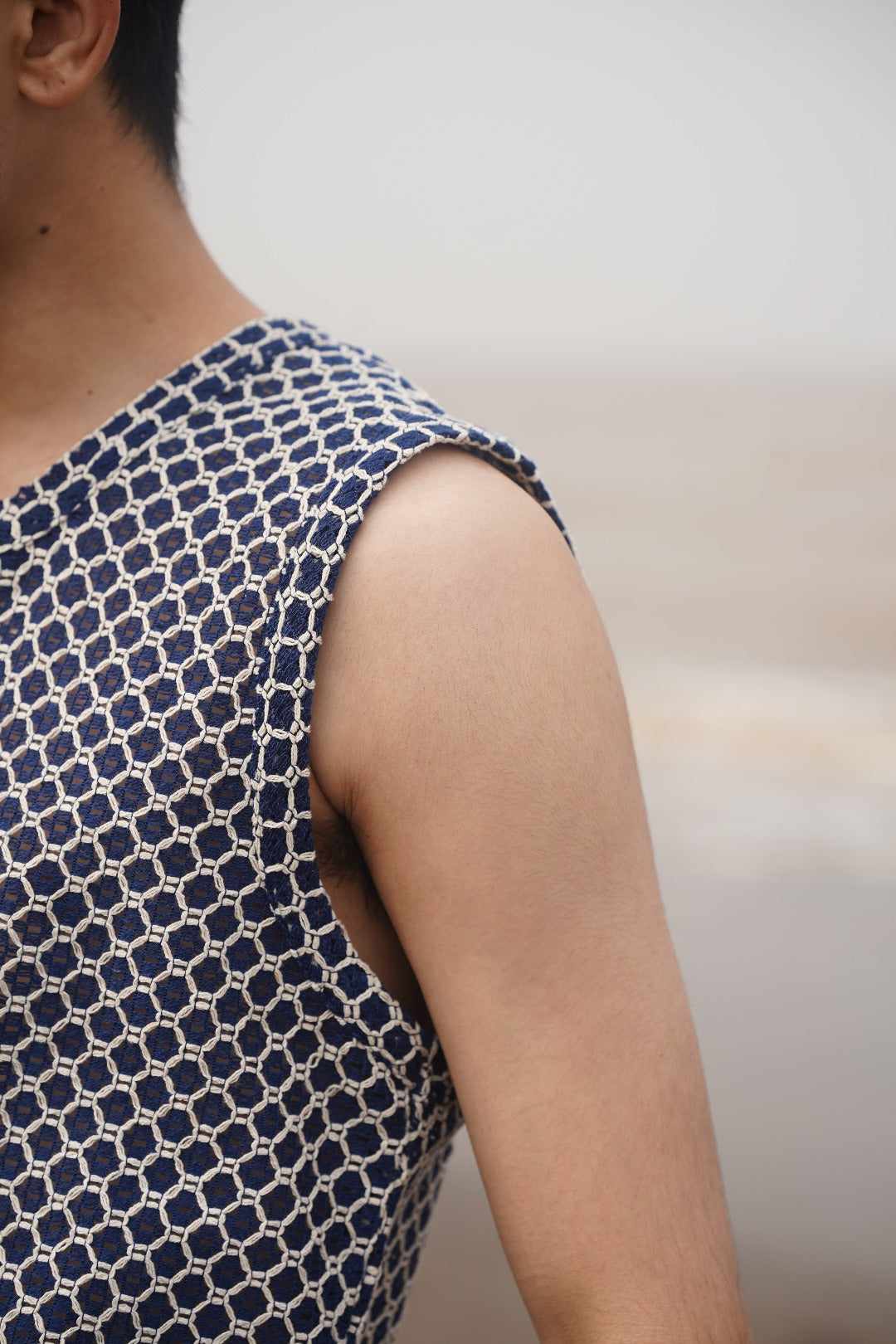 CROCHET TEXTURED VEST BLUE