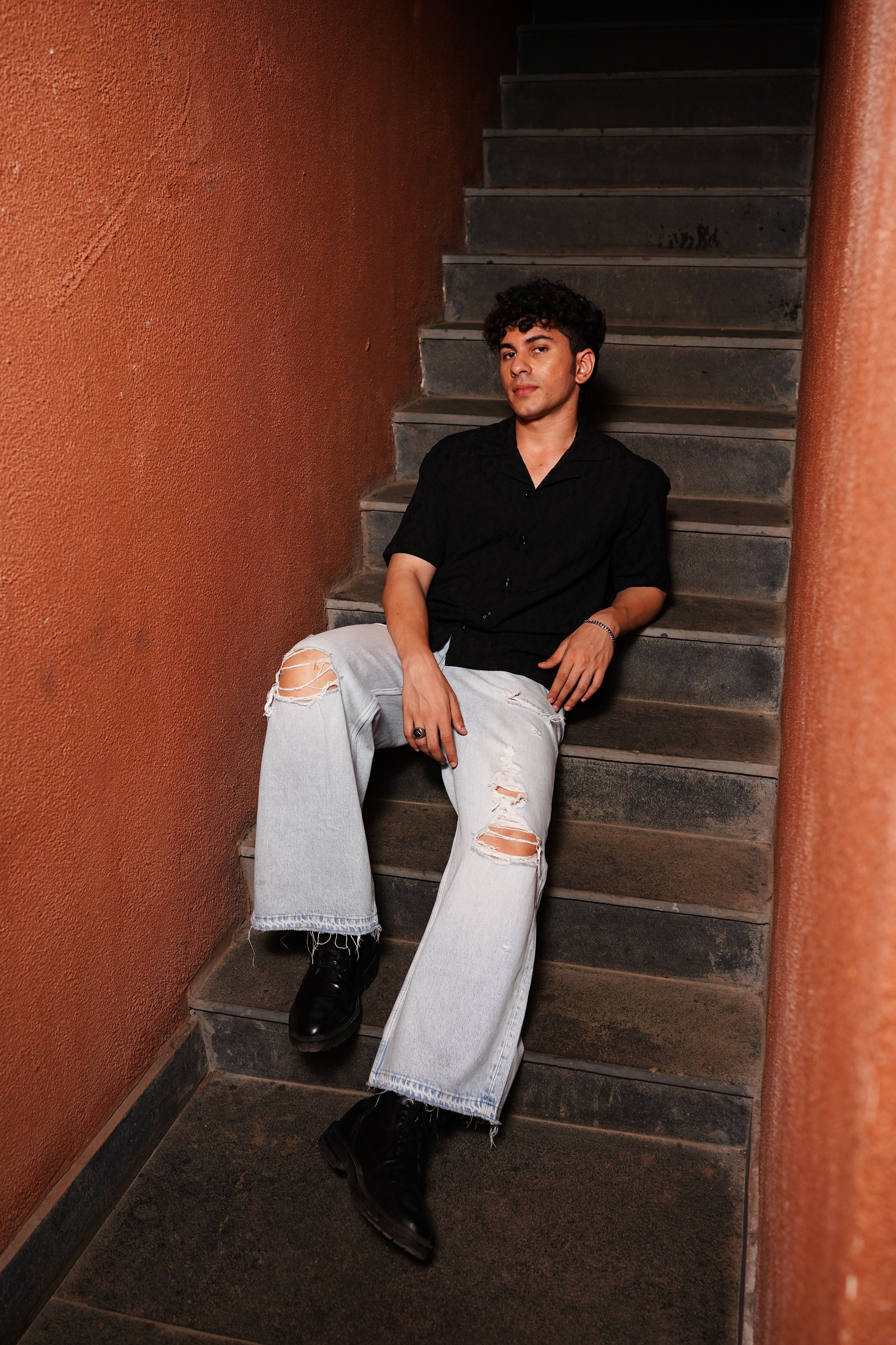 TROPICAL TEXTURED SHIRT (BLACK)