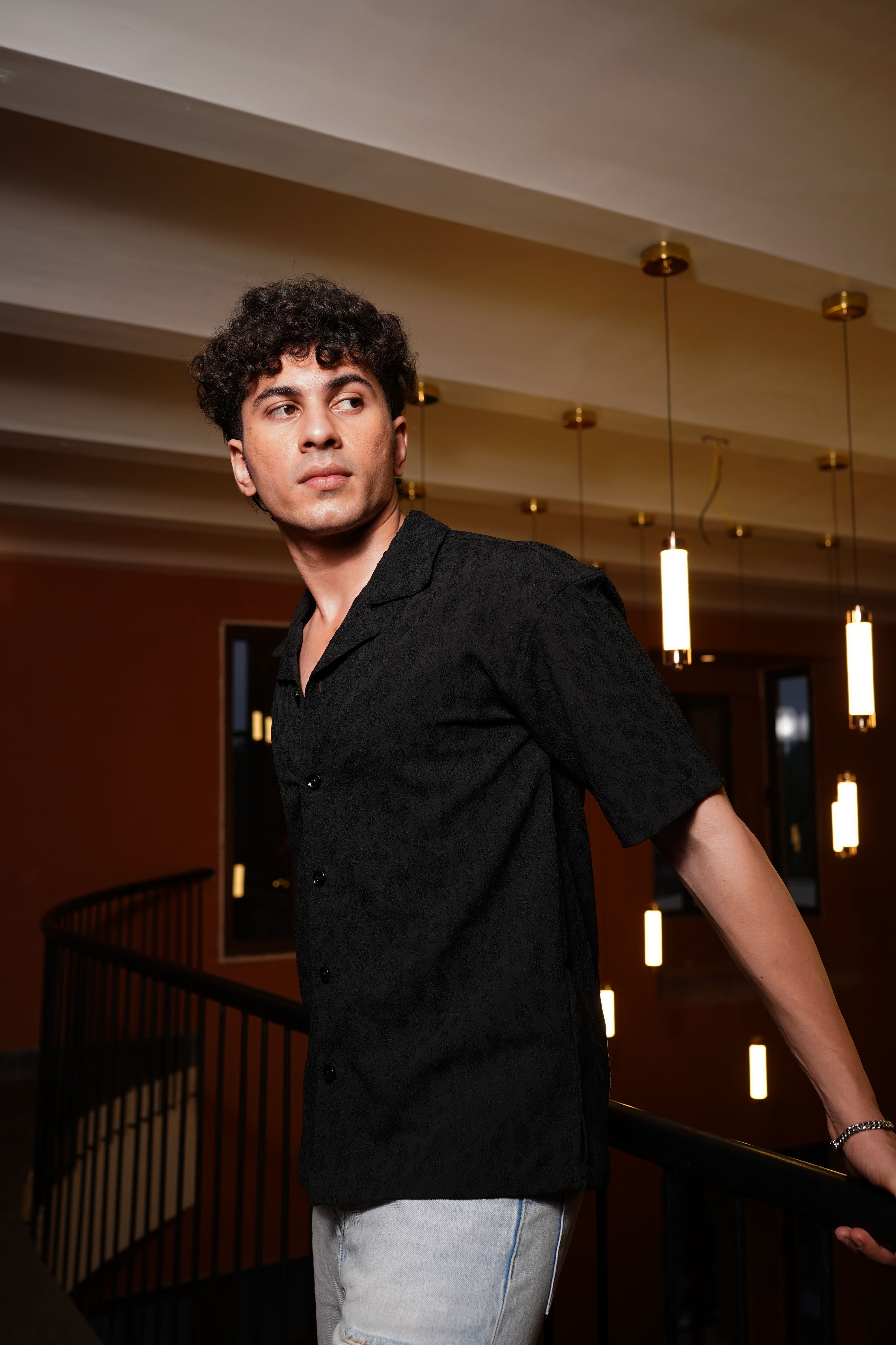 TROPICAL TEXTURED SHIRT (BLACK)