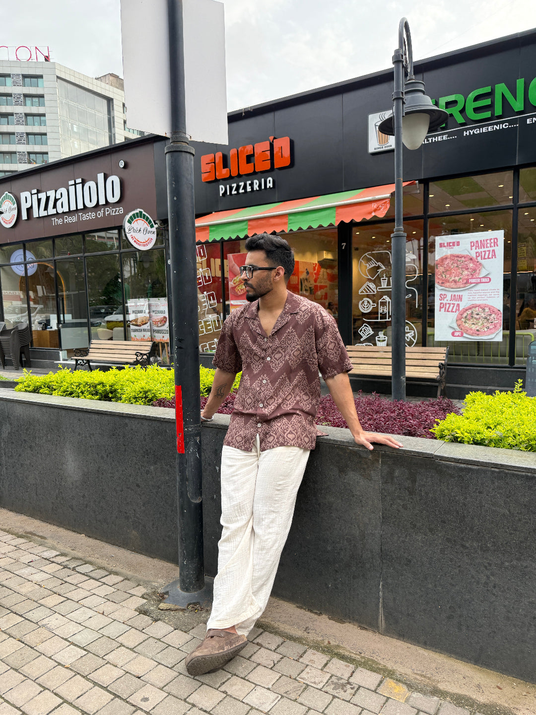 BROWN HERITAGE PRINT SHIRT