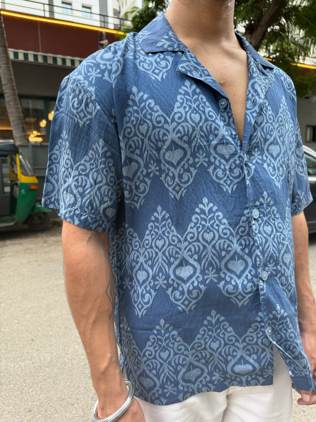 BLUE HERITAGE PRINT SHIRT