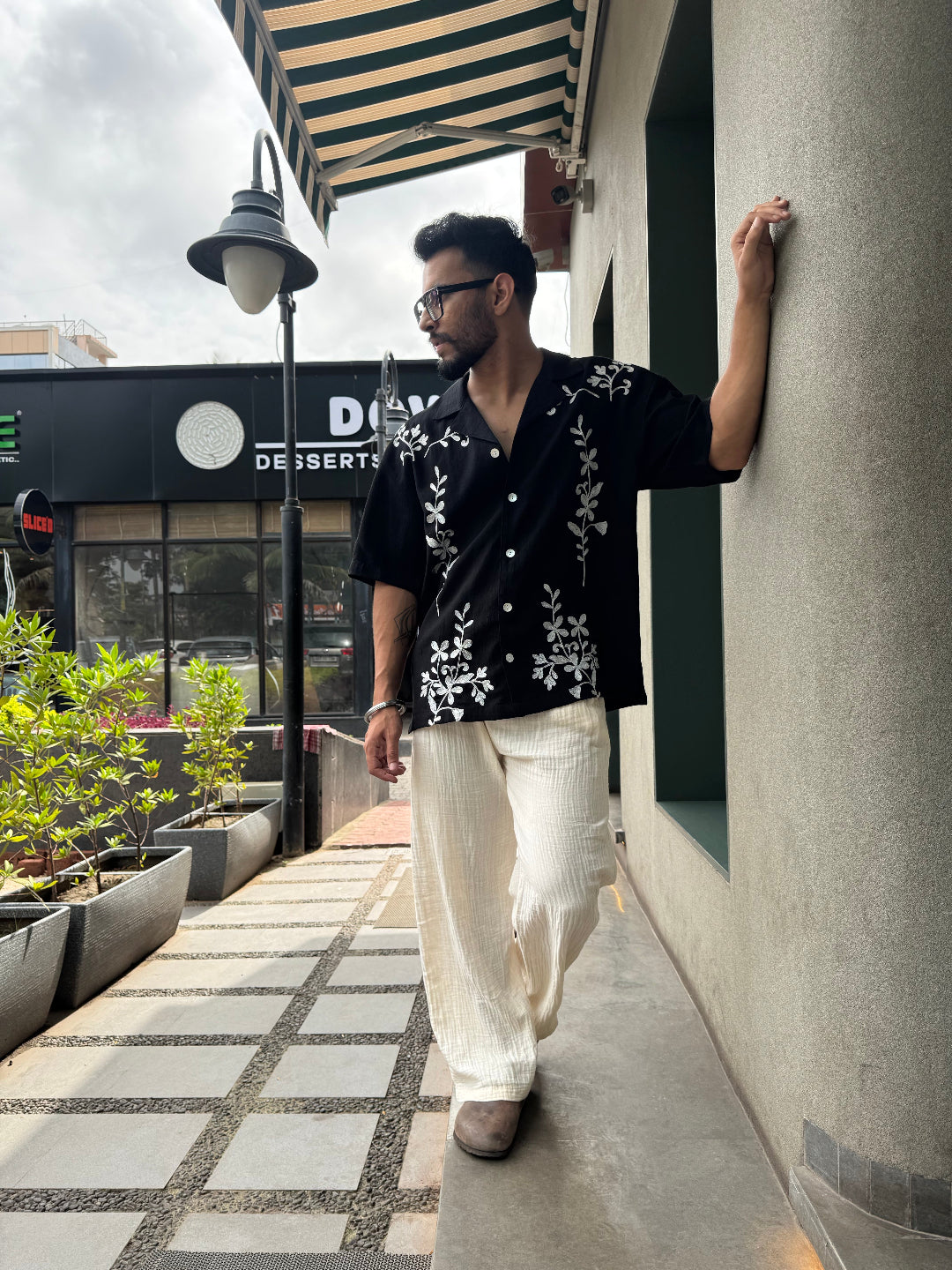 MOONLIT VINES SHIRT BLACK