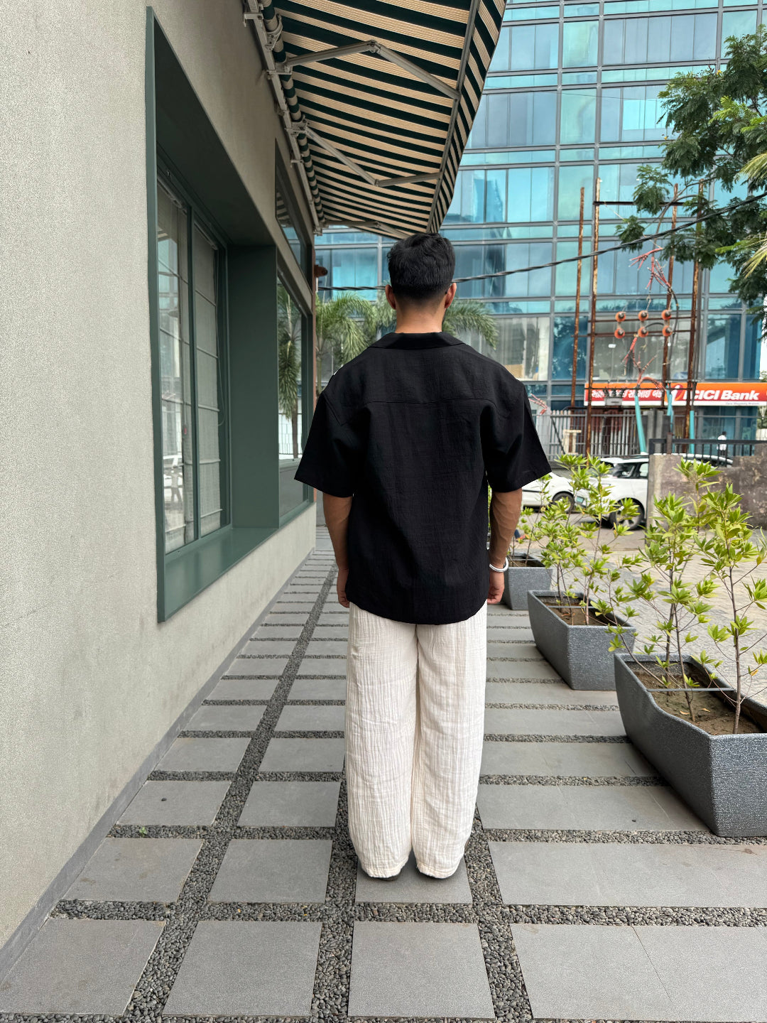 MOONLIT VINES SHIRT BLACK