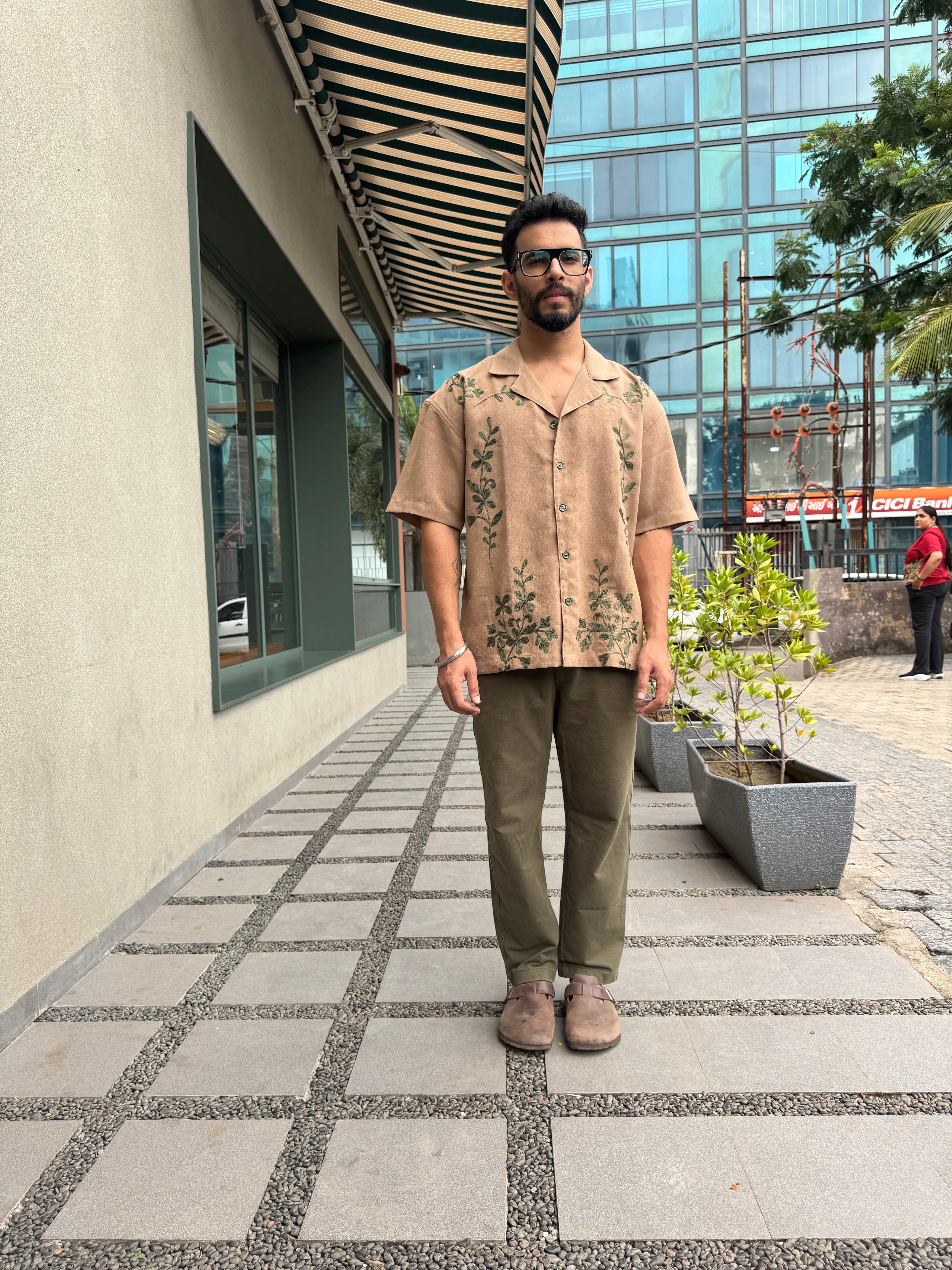 MOONLIT VINES SHIRT MUD