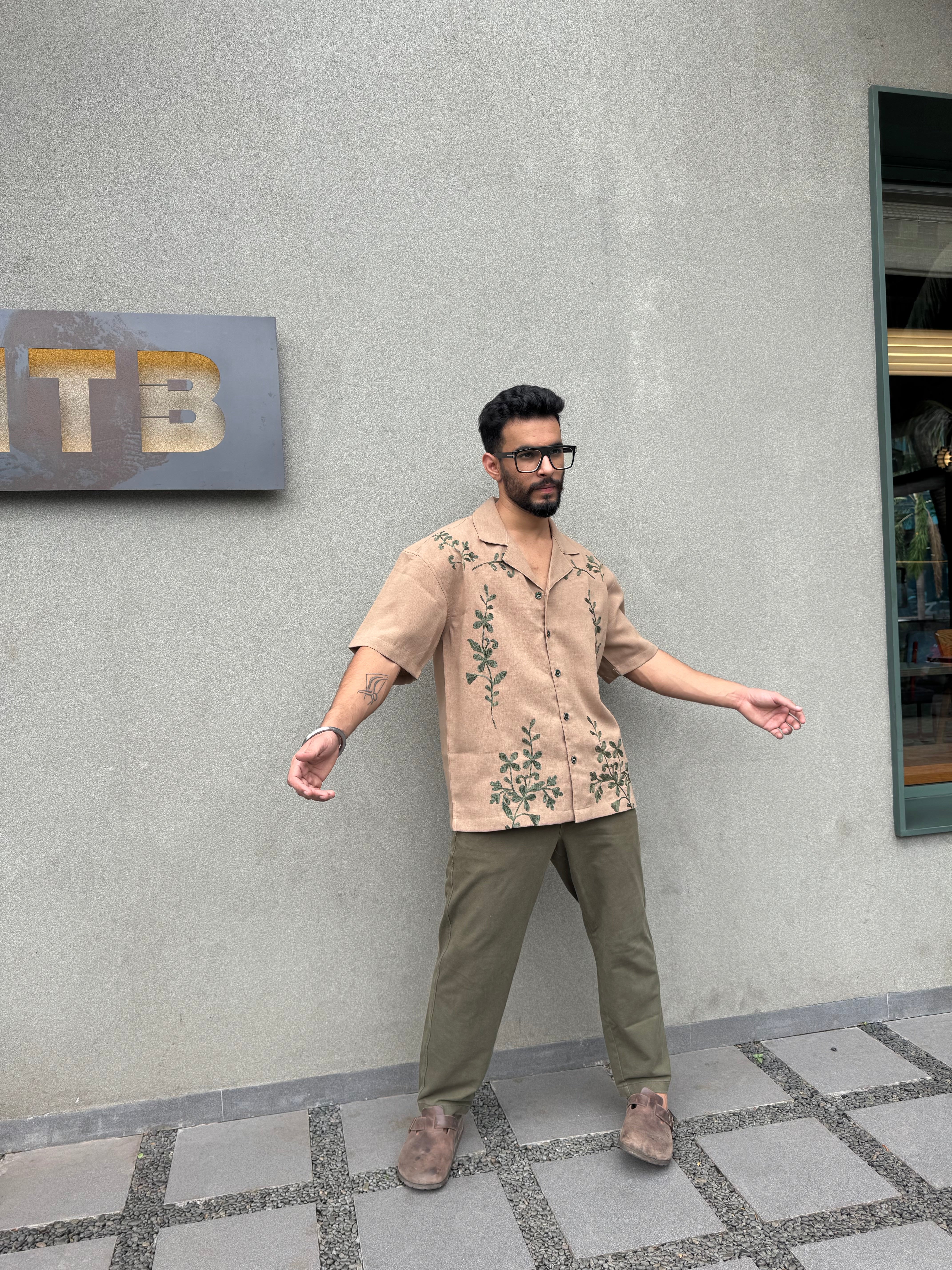 MOONLIT VINES SHIRT MUD