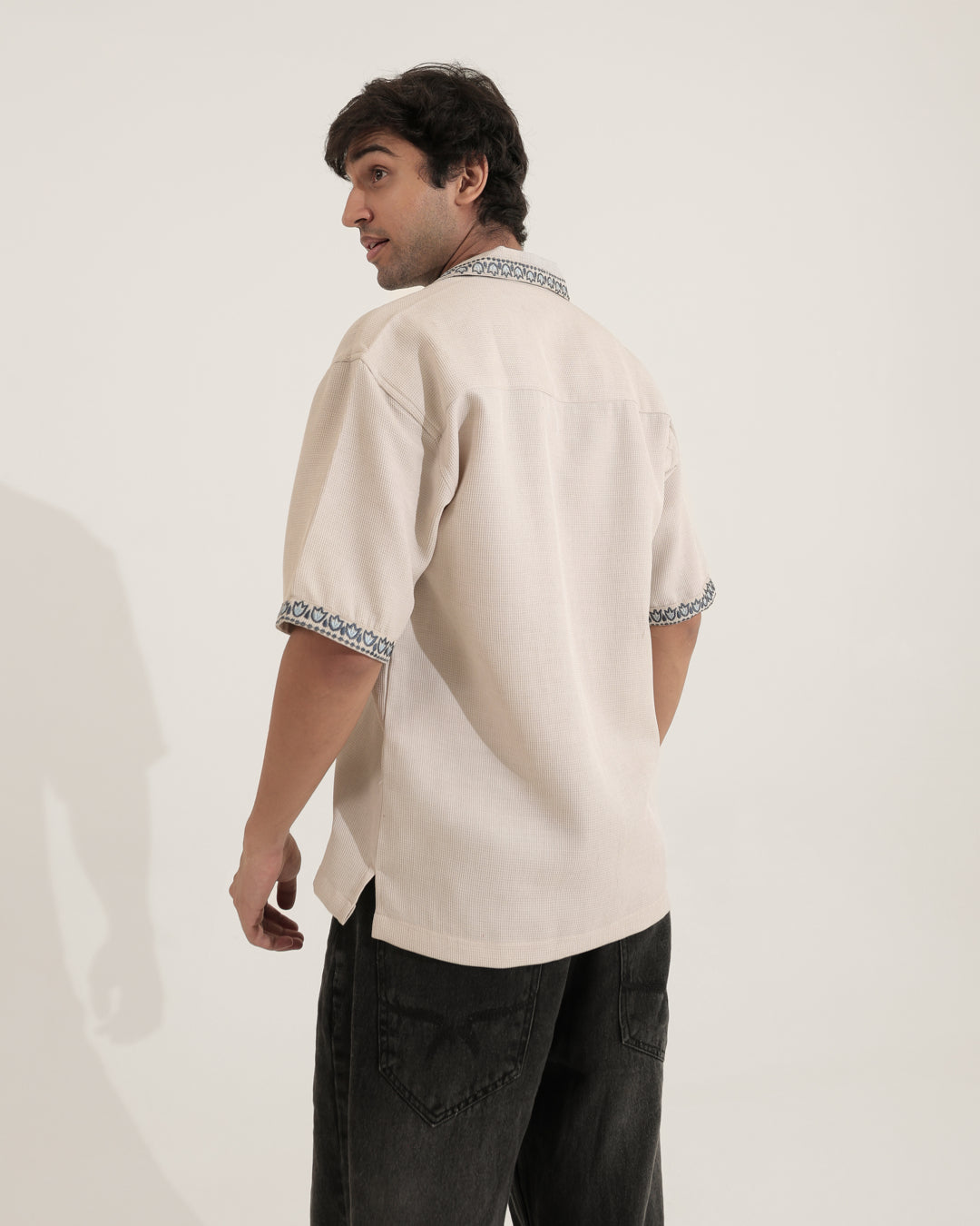 WHITE LOTUS EMBROIDERED SHIRT
