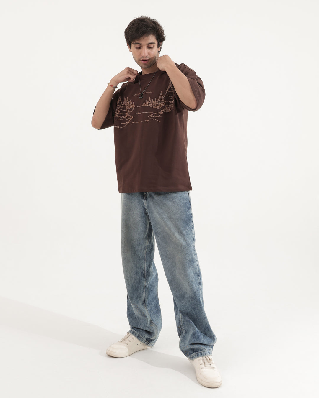 HOMELOVE EMBROIDERED TSHIRT