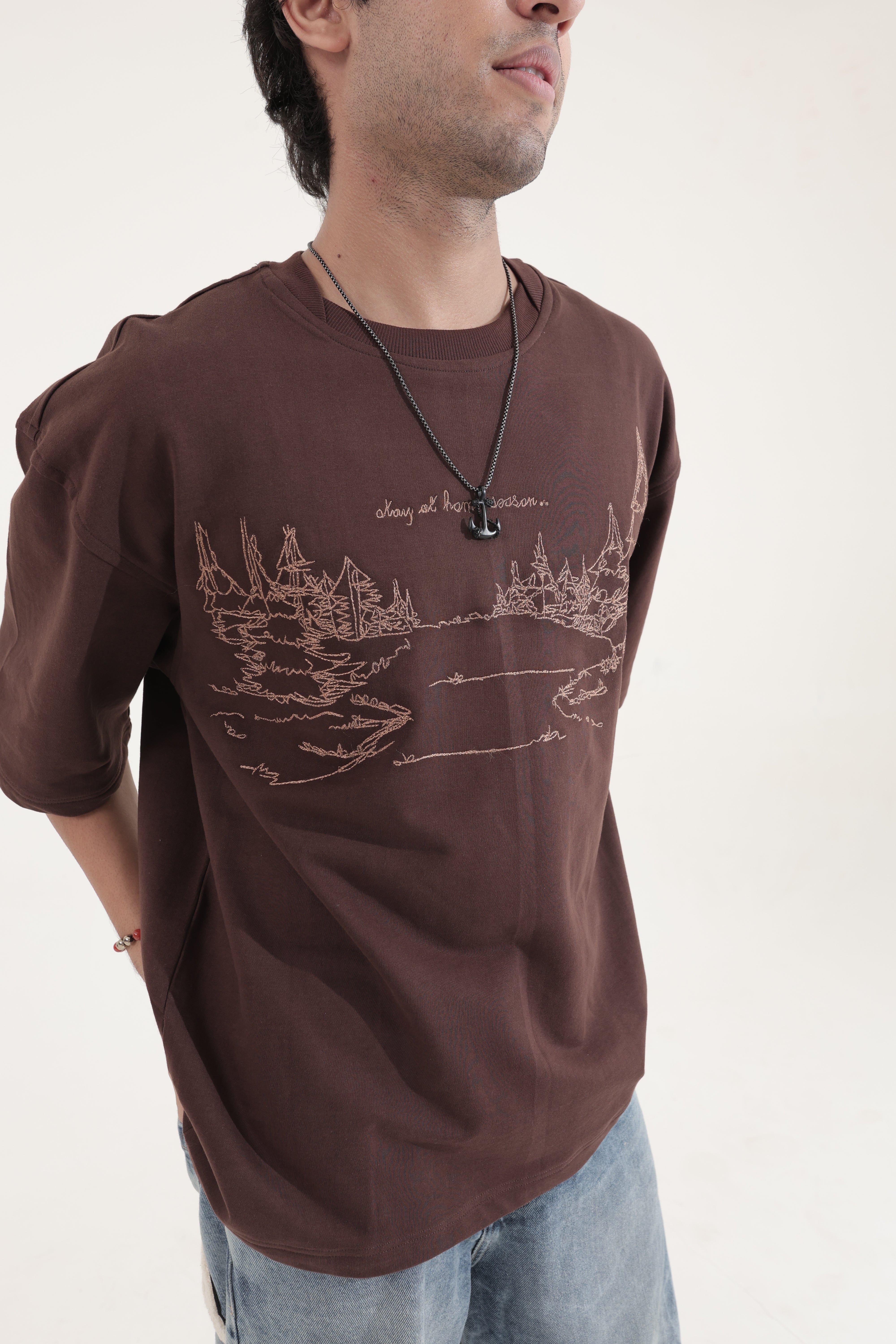 HOMELOVE EMBROIDERED TSHIRT