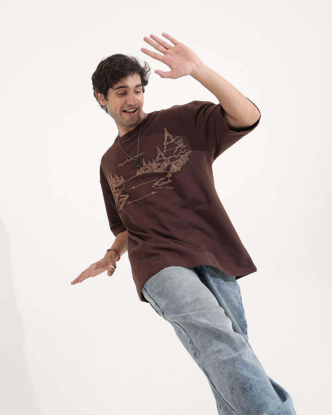 HOMELOVE EMBROIDERED TSHIRT