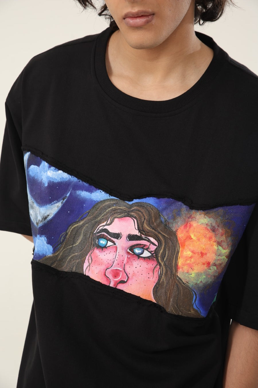 UNIVERSE HEAD HAND PAINTED T-SHIRT