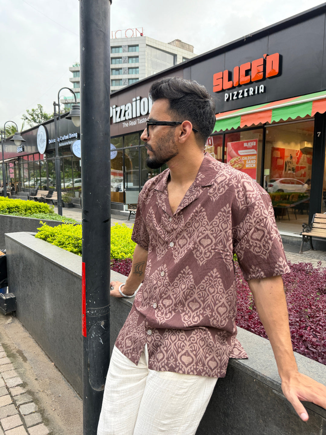 BROWN HERITAGE PRINT SHIRT