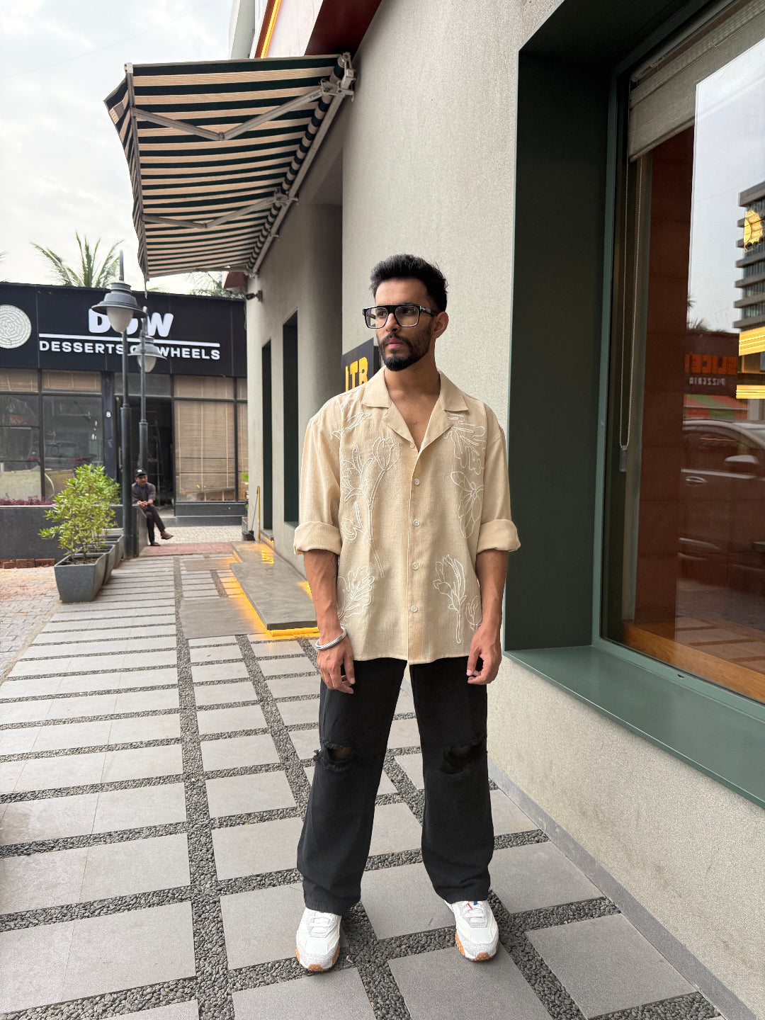 EBONY FLOWER SHIRT BEIGE